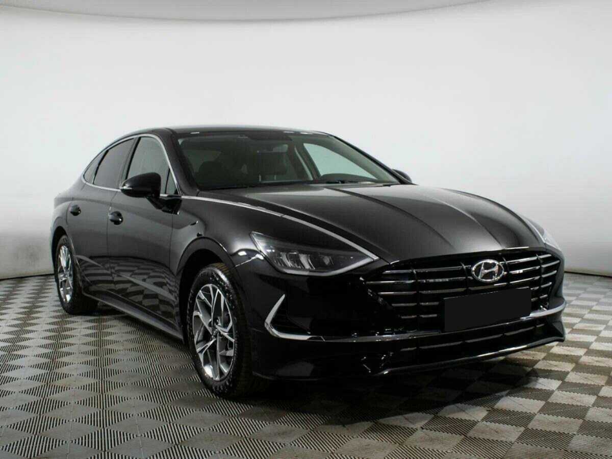 Купить Hyundai Sonata с пробегом. Фото: #2
