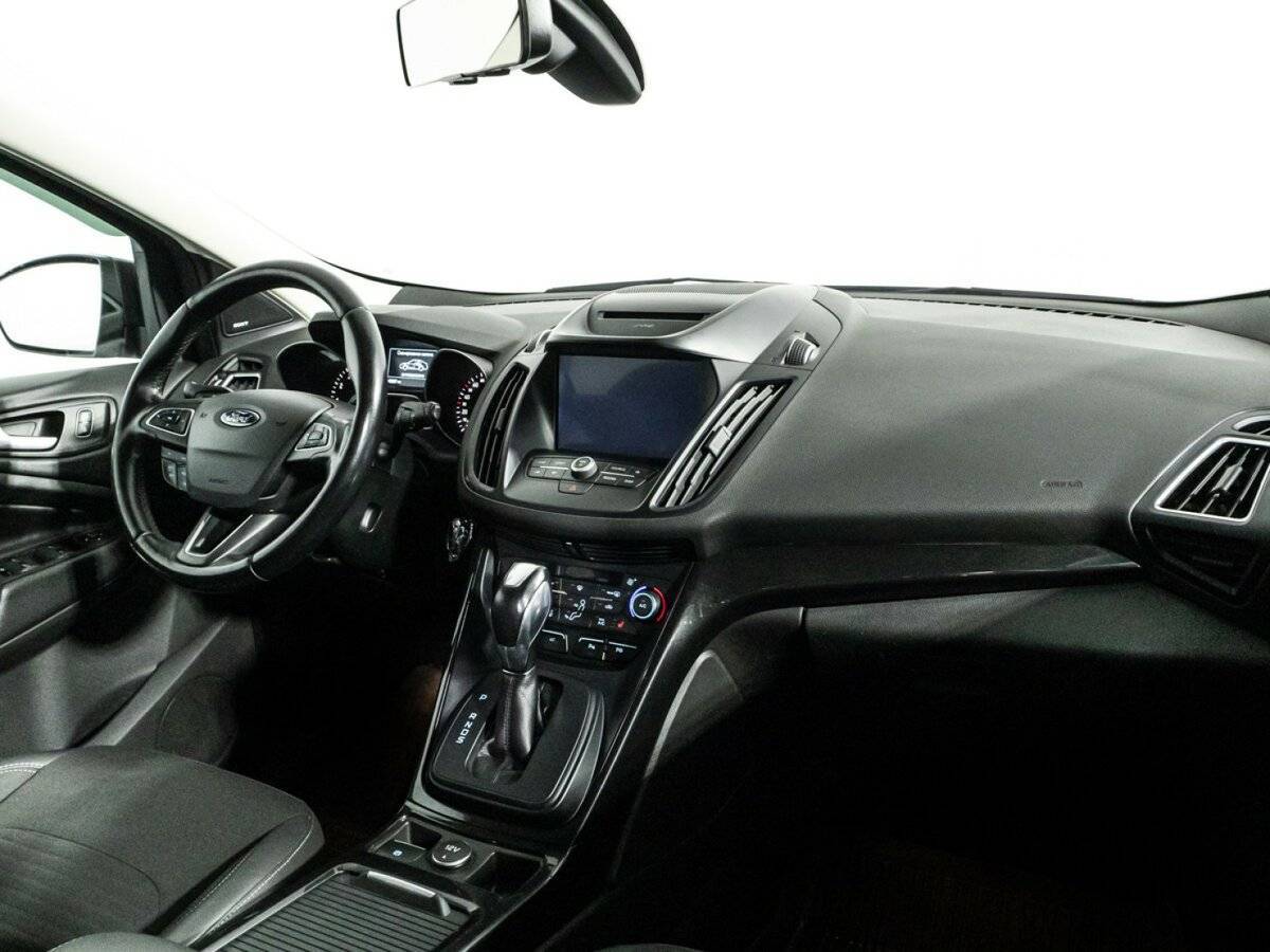 Купить Ford Kuga с пробегом. Фото: #8