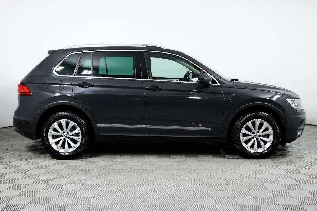 Купить Volkswagen Tiguan с пробегом. Фото: #3