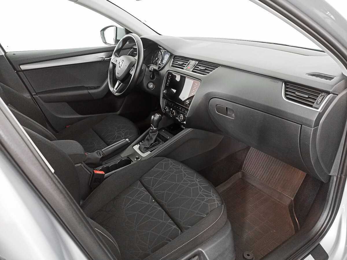 Купить Skoda Octavia с пробегом. Фото: #8