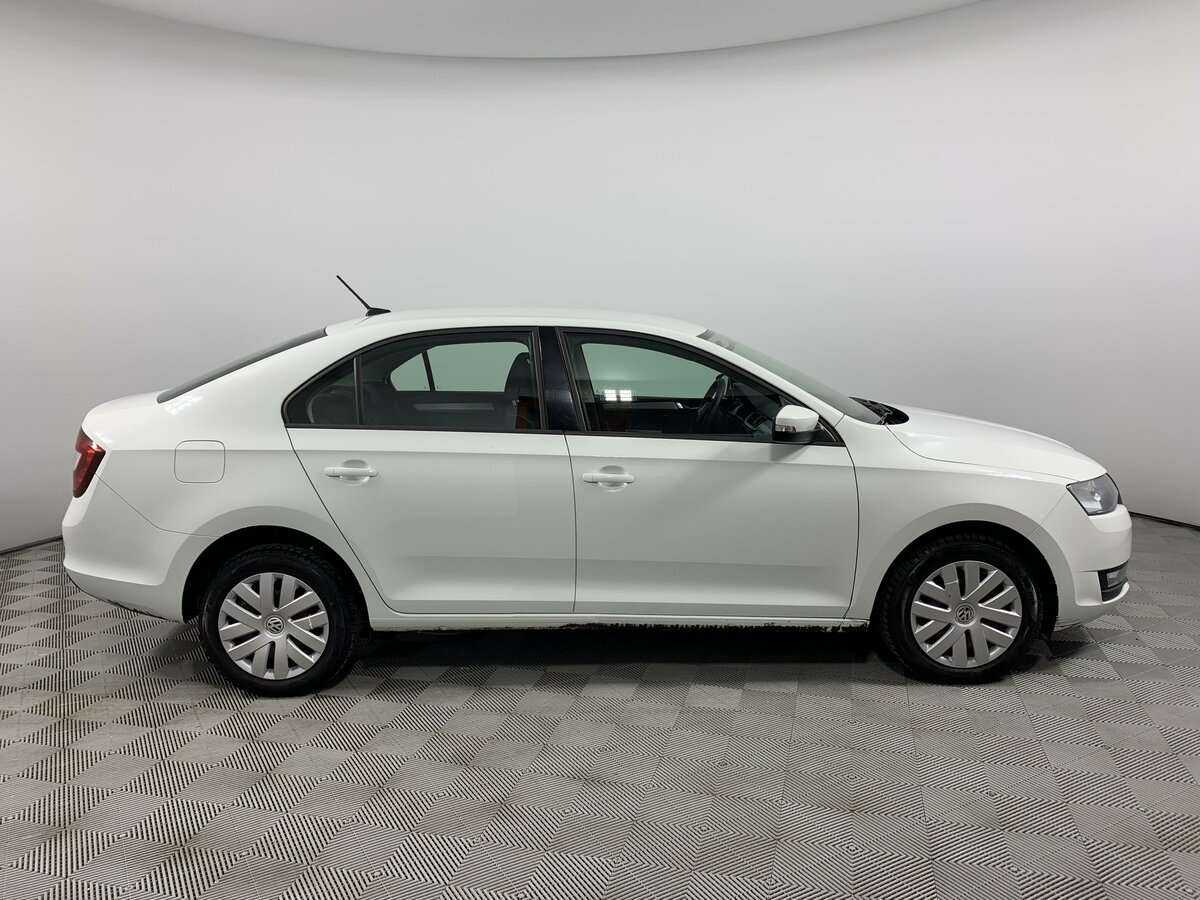 Купить Skoda Rapid с пробегом. Фото: #3