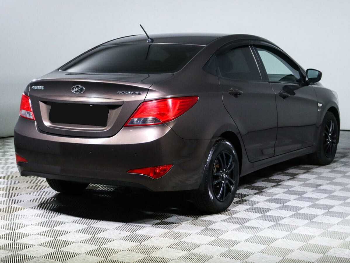 Купить Hyundai Solaris с пробегом. Фото: #3