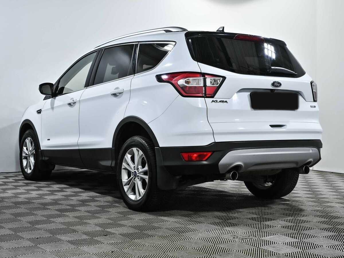 Купить Ford Kuga с пробегом. Фото: #4