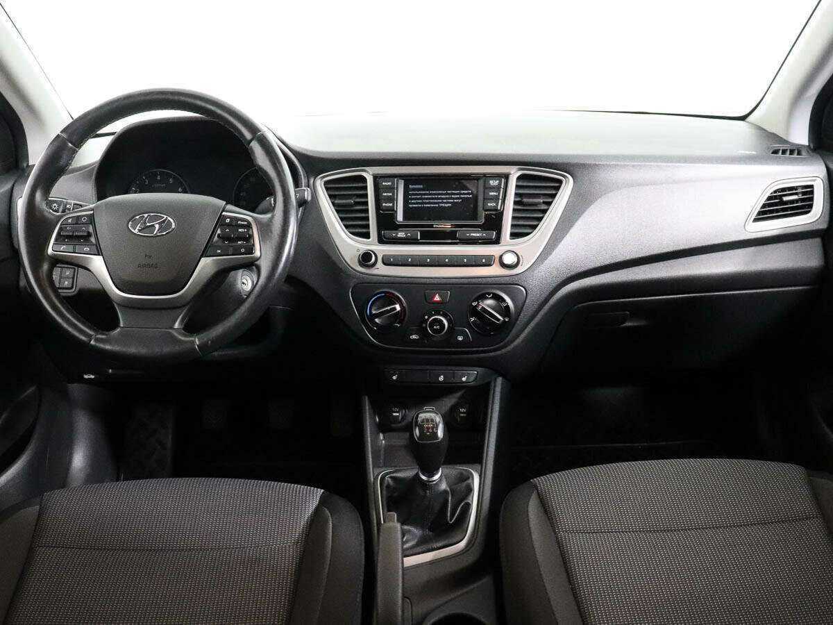 Купить Hyundai Solaris с пробегом. Фото: #10