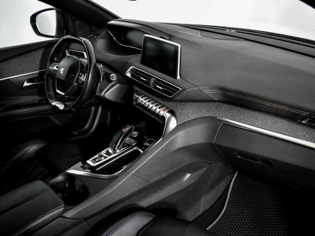 Купить Peugeot 3008 с пробегом. Фото: #9