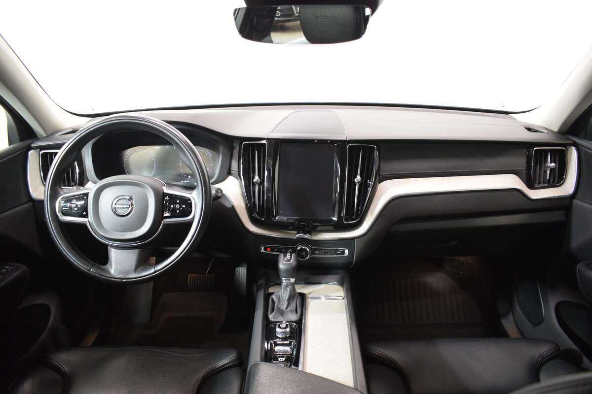 Купить Volvo XC60 с пробегом. Фото: #14