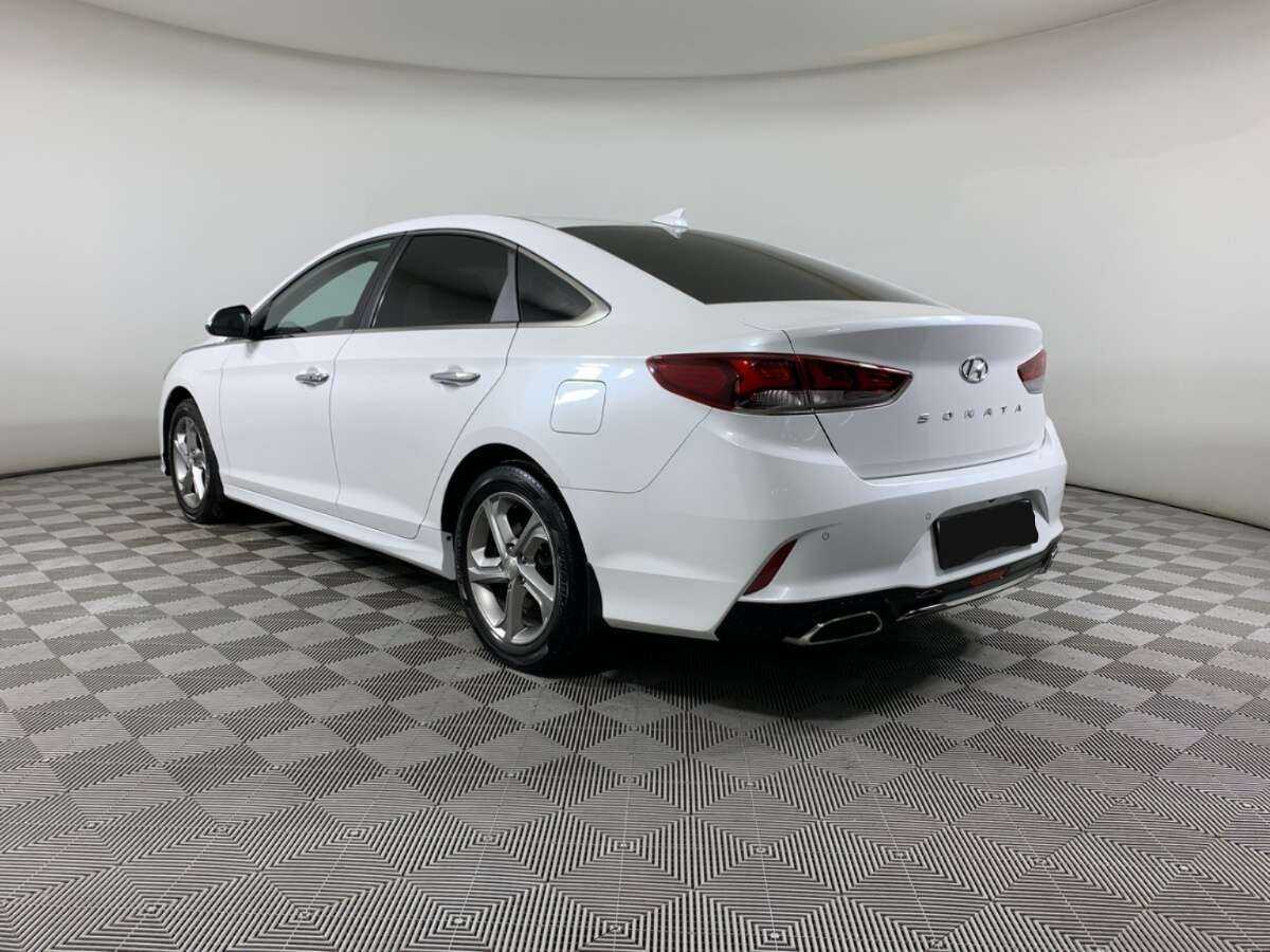 Купить Hyundai Sonata с пробегом. Фото: #6