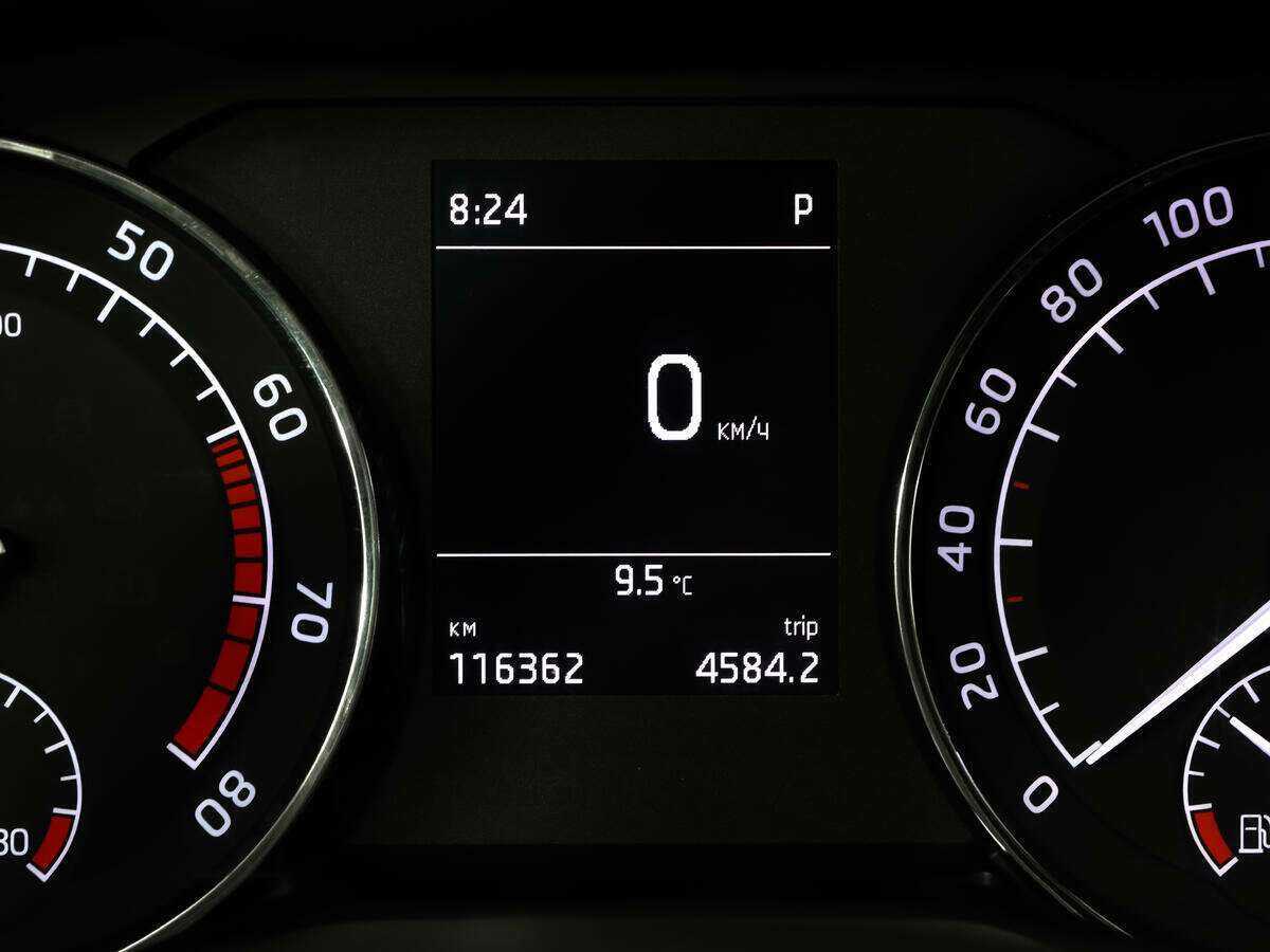 Купить Skoda Superb с пробегом. Фото: #14