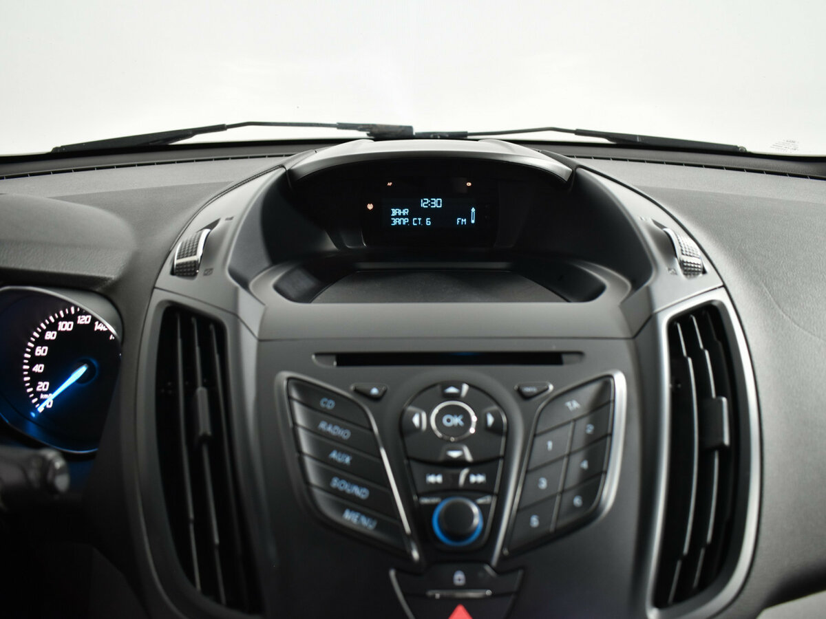 Купить Ford Kuga с пробегом. Фото: #15