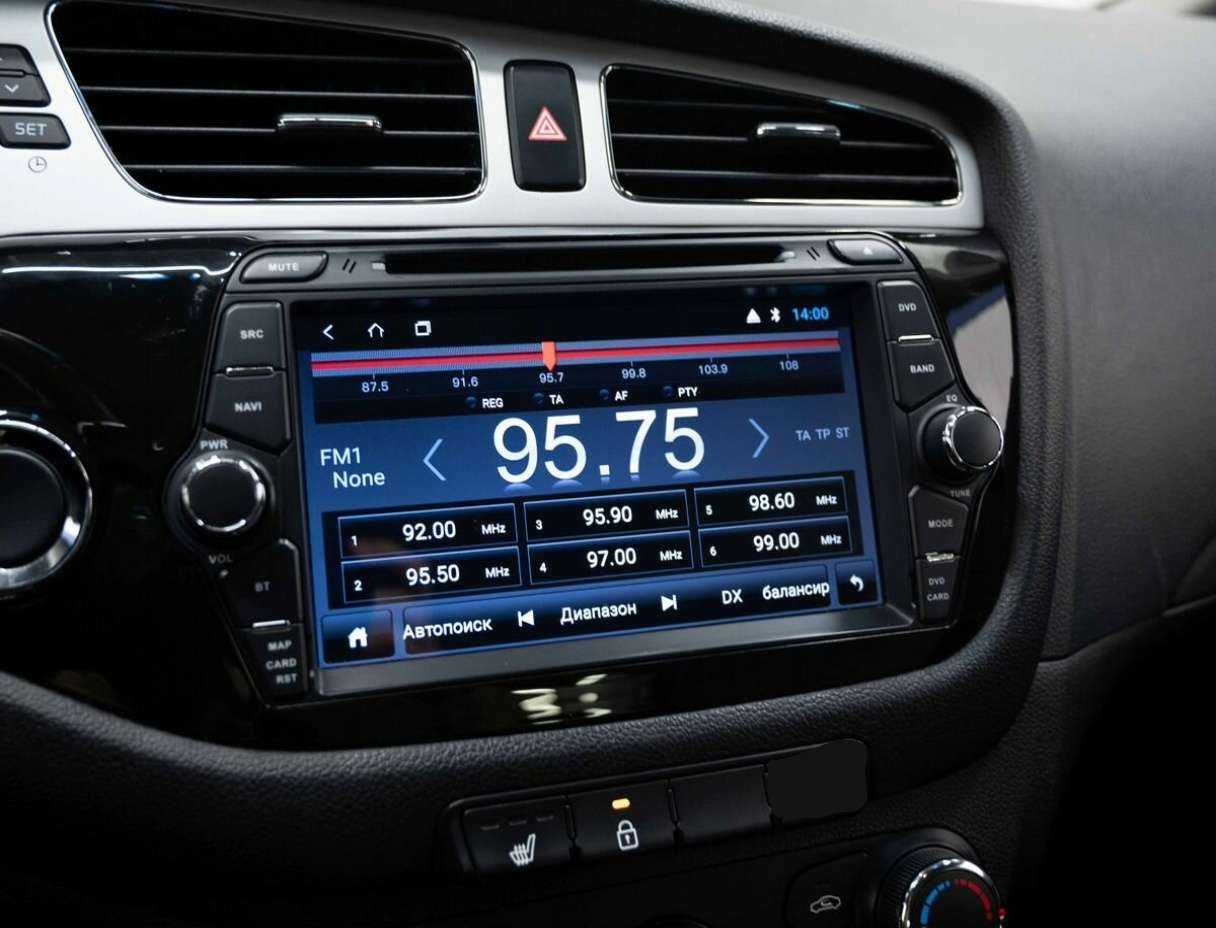 Купить Kia Ceed с пробегом. Фото: #17