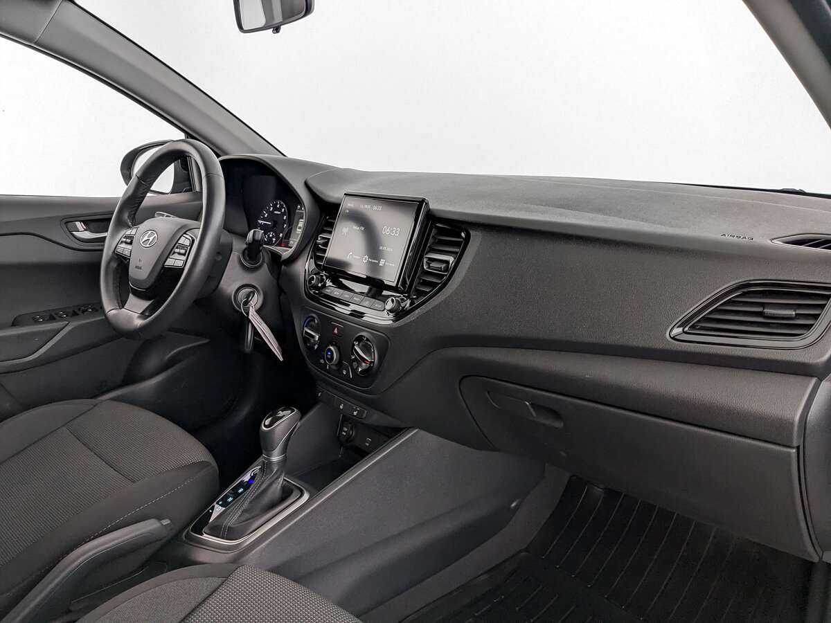 Купить Hyundai Solaris с пробегом. Фото: #8