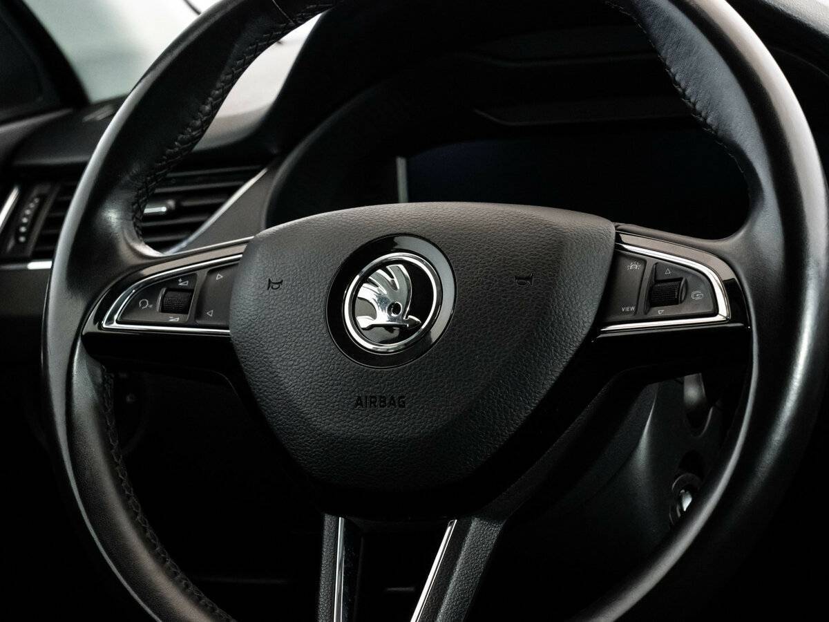 Купить Skoda Octavia с пробегом. Фото: #12