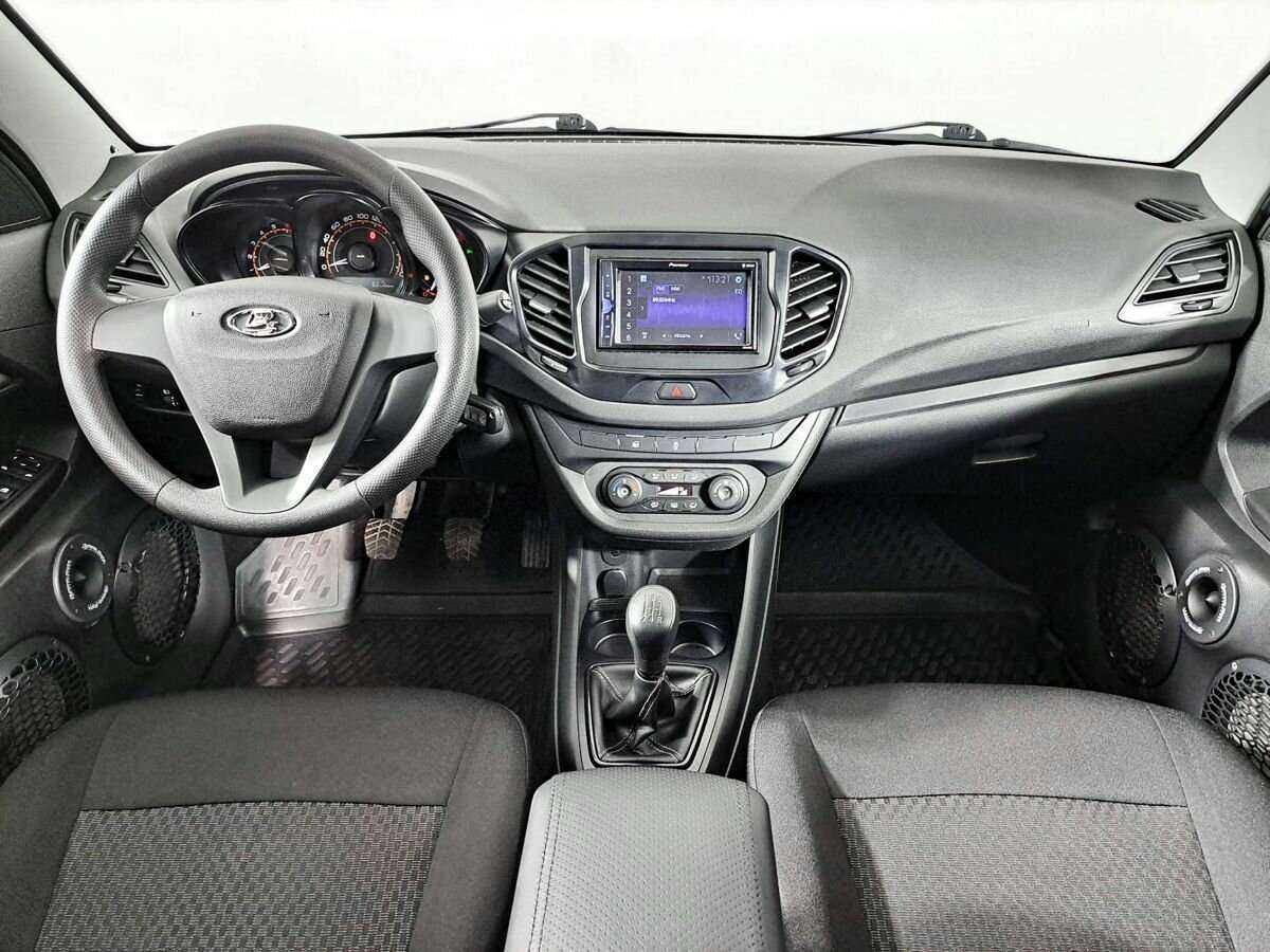 Купить Lada (ВАЗ) Vesta с пробегом. Фото: #11