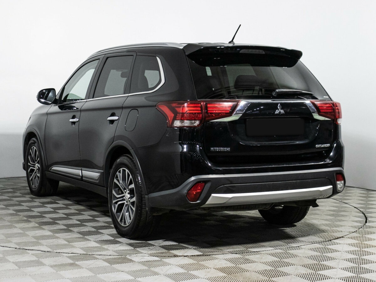 Купить Mitsubishi Outlander с пробегом. Фото: #5