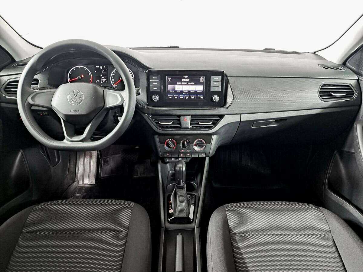 Купить Volkswagen Polo с пробегом. Фото: #9