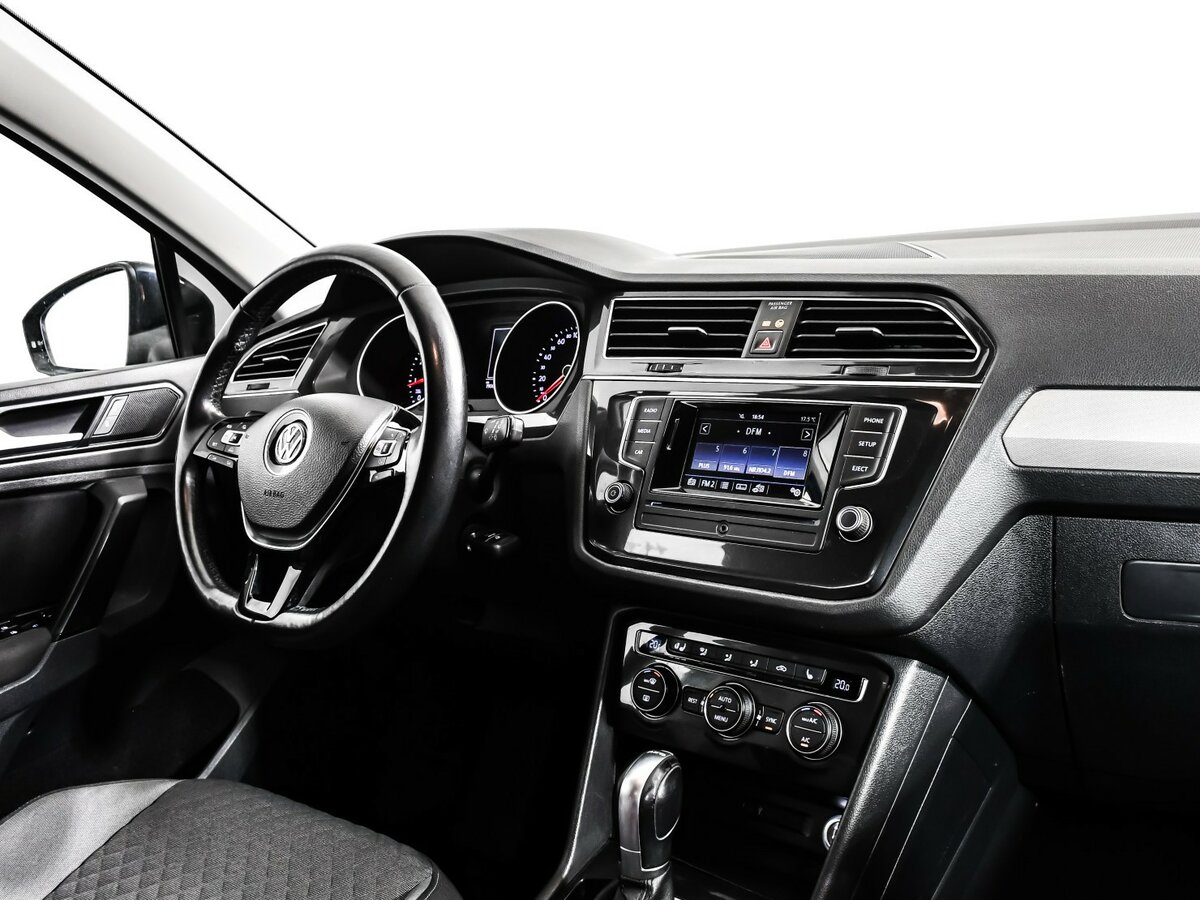 Купить Volkswagen Tiguan с пробегом. Фото: #6