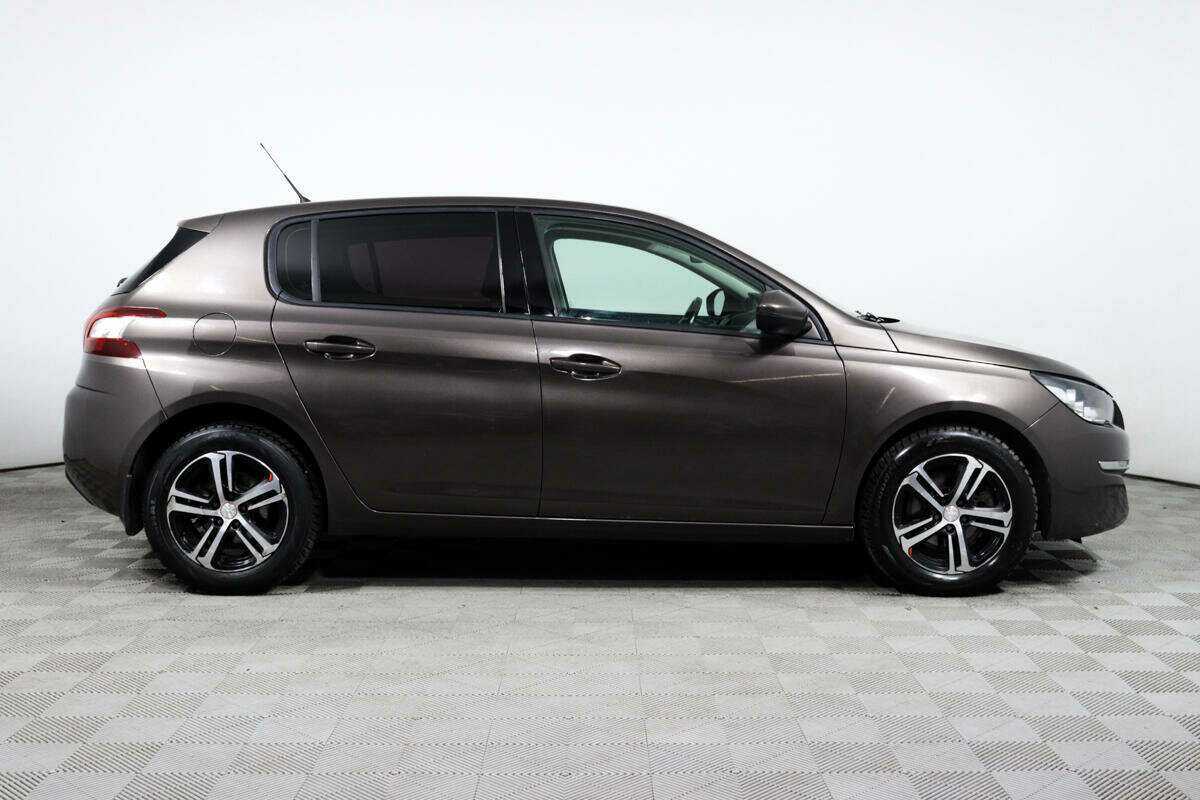Купить Peugeot 308 с пробегом. Фото: #3