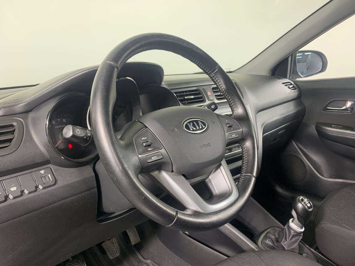 Купить Kia Rio с пробегом. Фото: #7