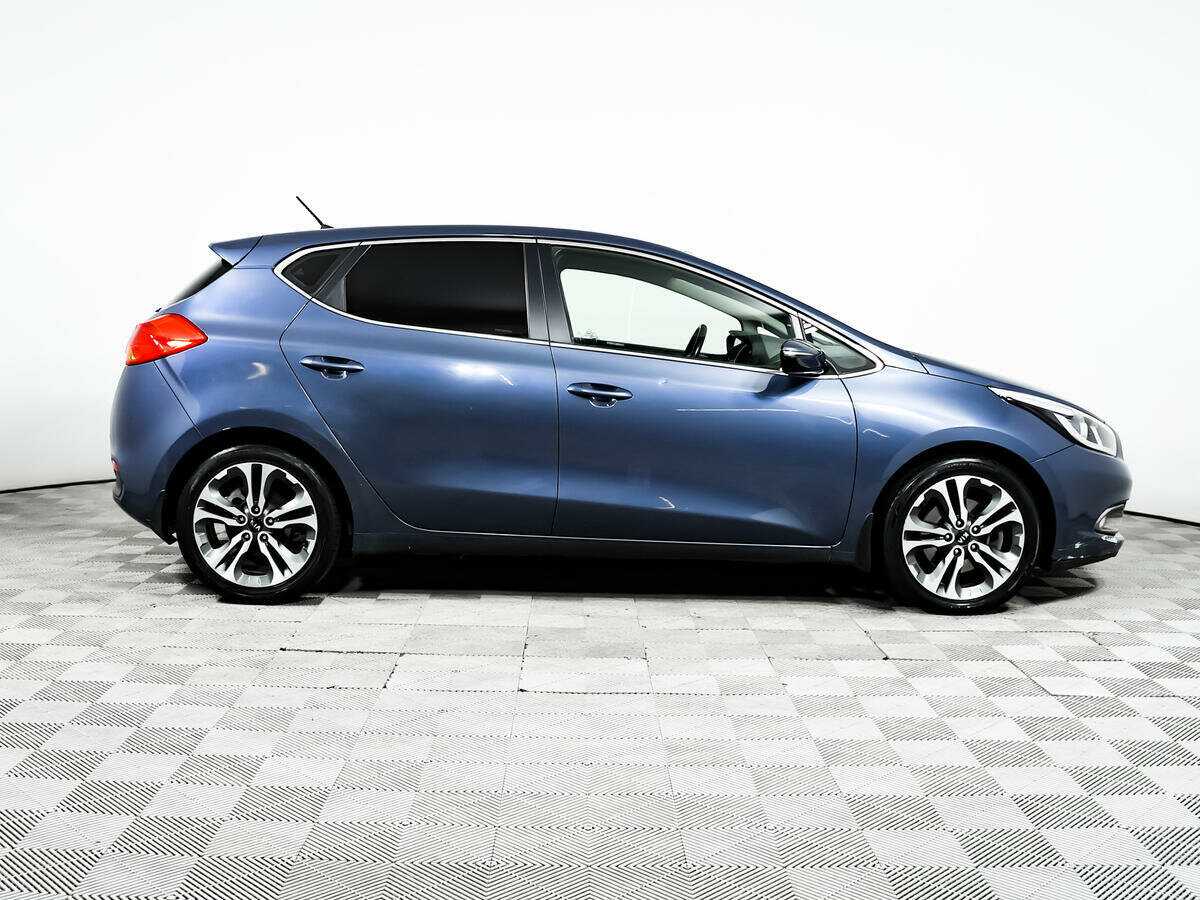 Купить Kia Ceed с пробегом. Фото: #3