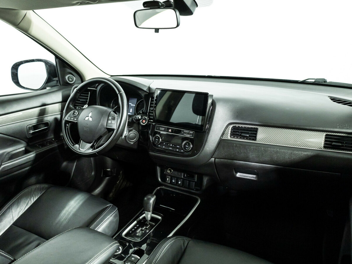 Купить Mitsubishi Outlander с пробегом. Фото: #8