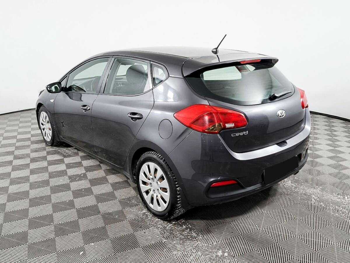 Купить Kia Ceed с пробегом. Фото: #6