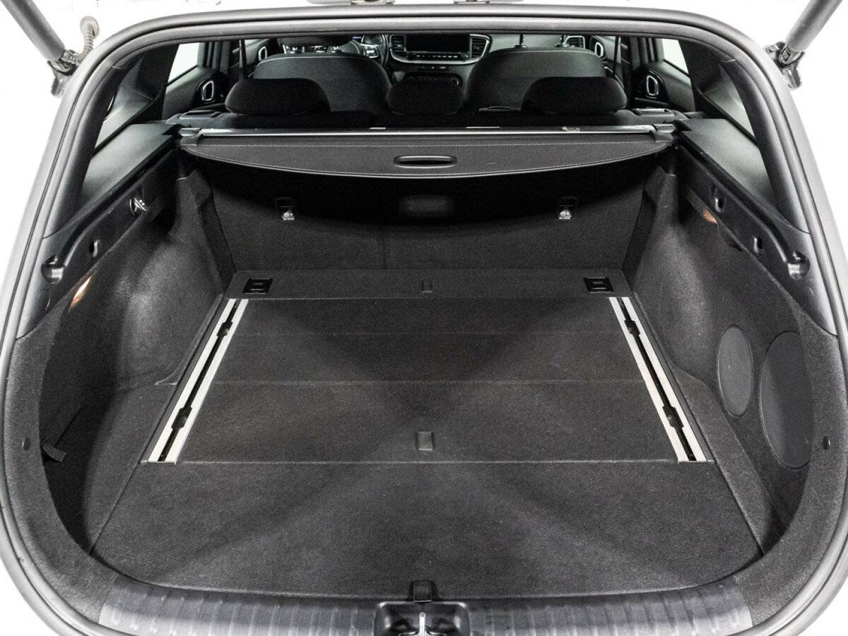 Купить Kia Ceed с пробегом. Фото: #15