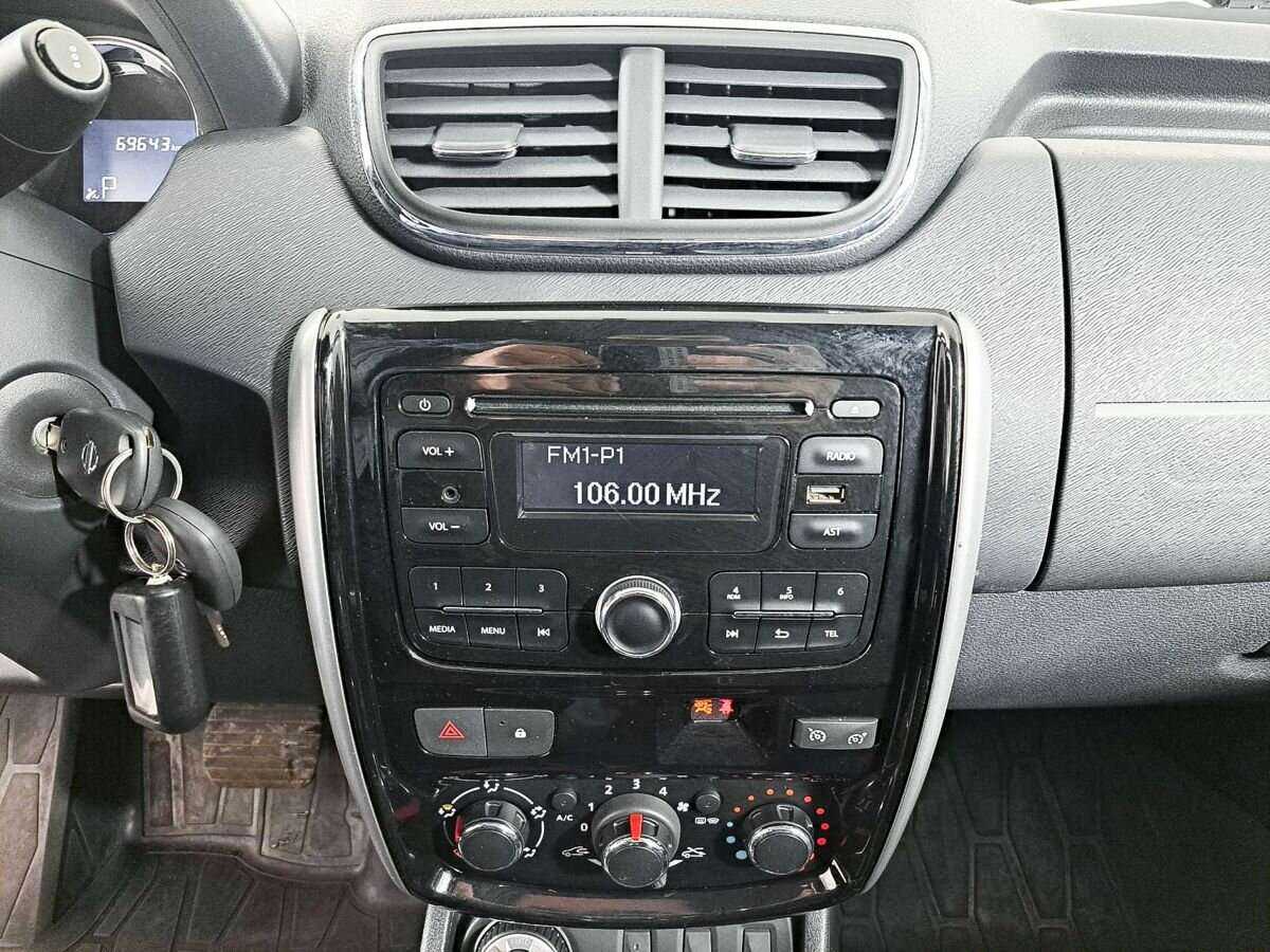 Купить Nissan Terrano с пробегом. Фото: #13