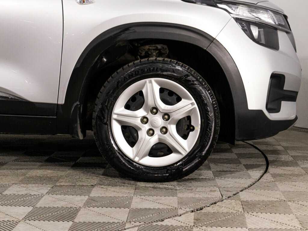 Купить Kia Seltos с пробегом. Фото: #24