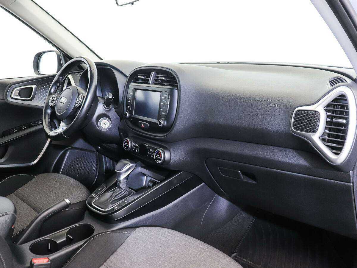 Купить Kia Soul с пробегом. Фото: #8