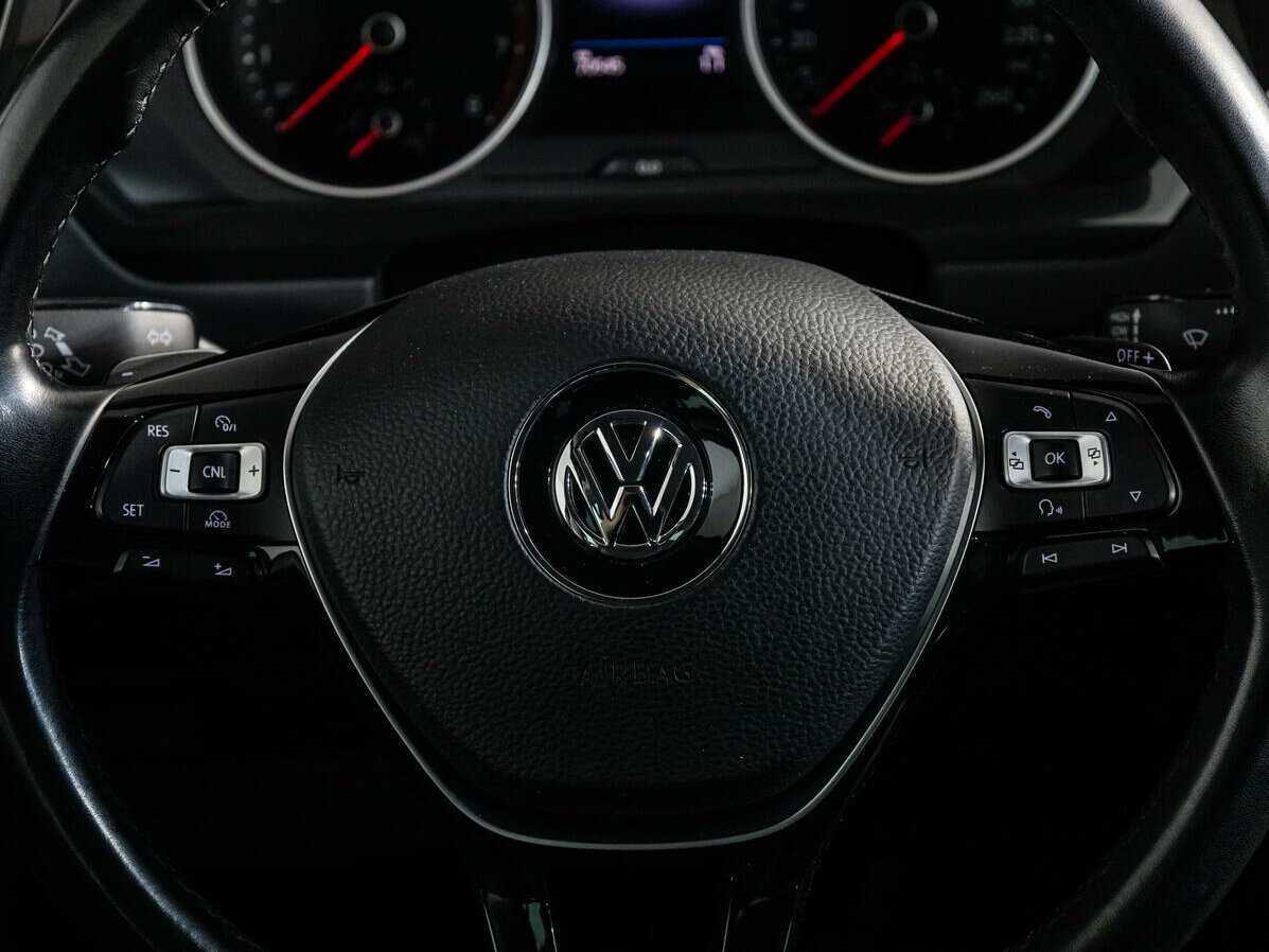 Купить Volkswagen Tiguan с пробегом. Фото: #15