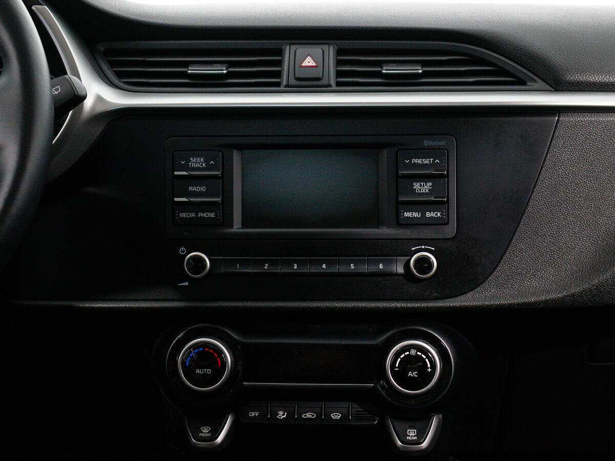 Купить Kia Rio с пробегом. Фото: #13