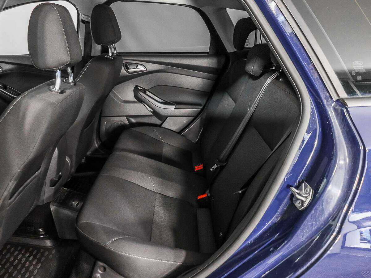 Купить Ford Focus с пробегом. Фото: #9
