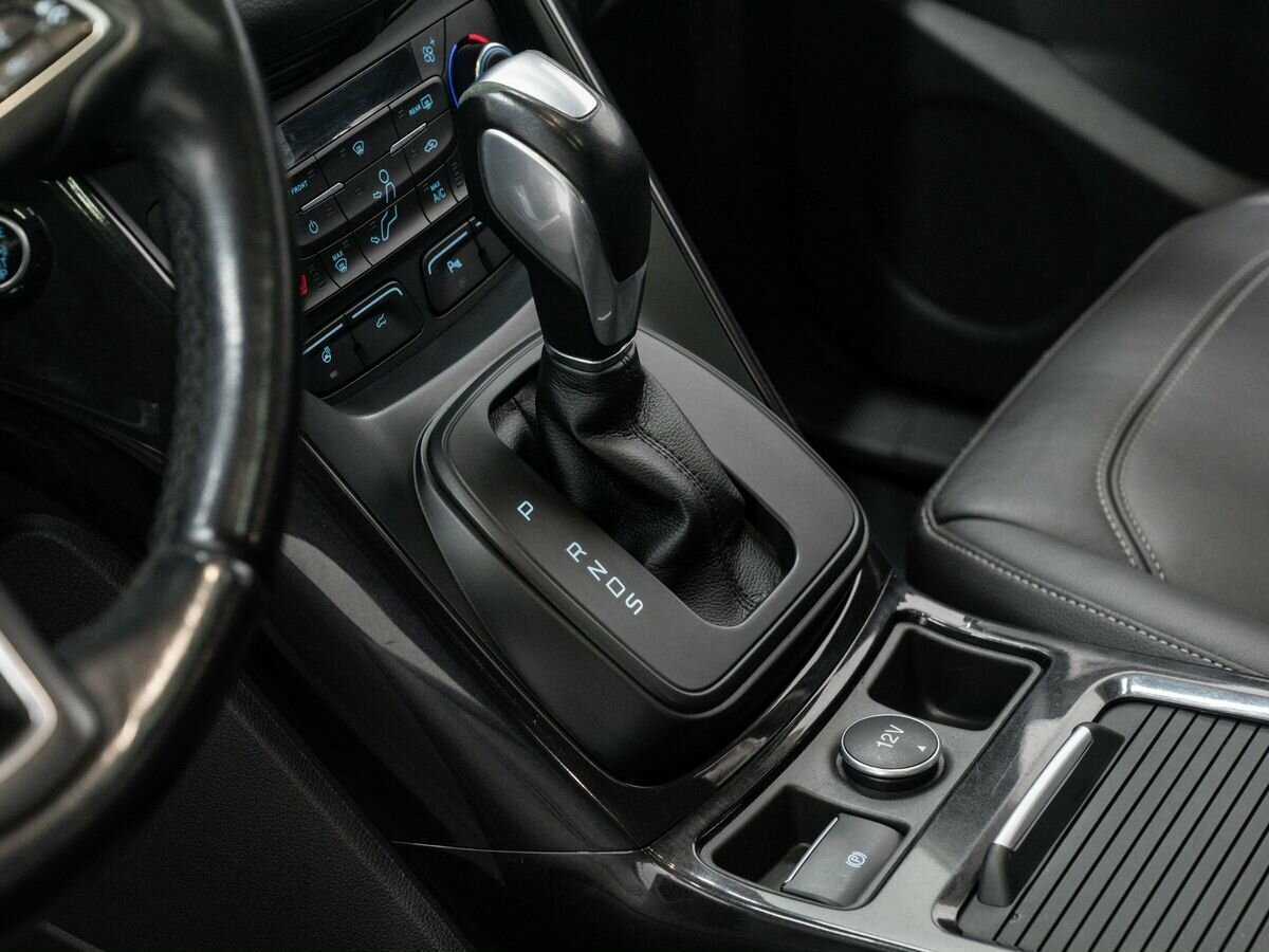 Купить Ford Kuga с пробегом. Фото: #18