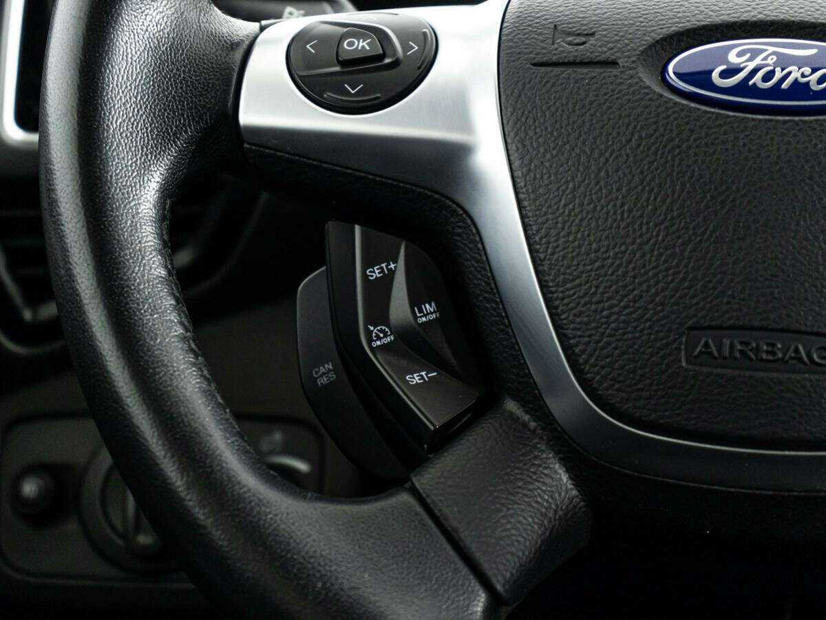 Купить Ford Kuga с пробегом. Фото: #19