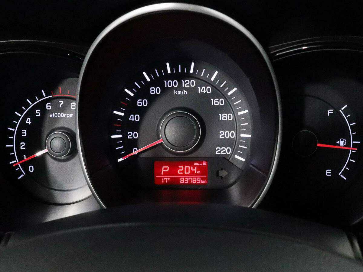 Купить Kia Rio с пробегом. Фото: #9