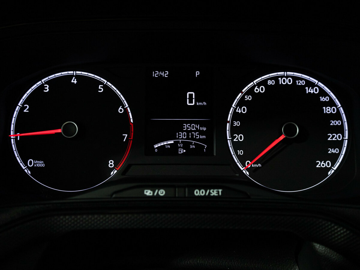 Купить Volkswagen Polo с пробегом. Фото: #11