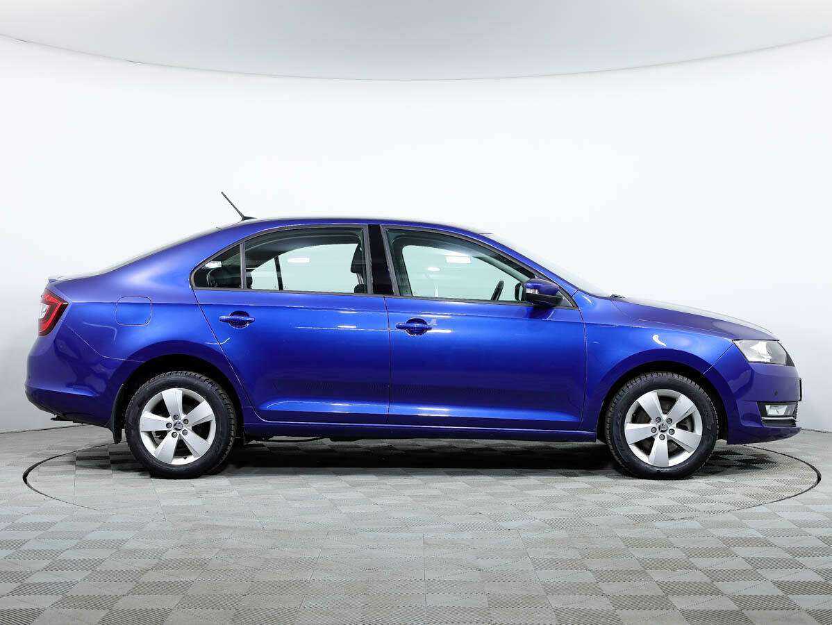 Купить Skoda Rapid с пробегом. Фото: #3