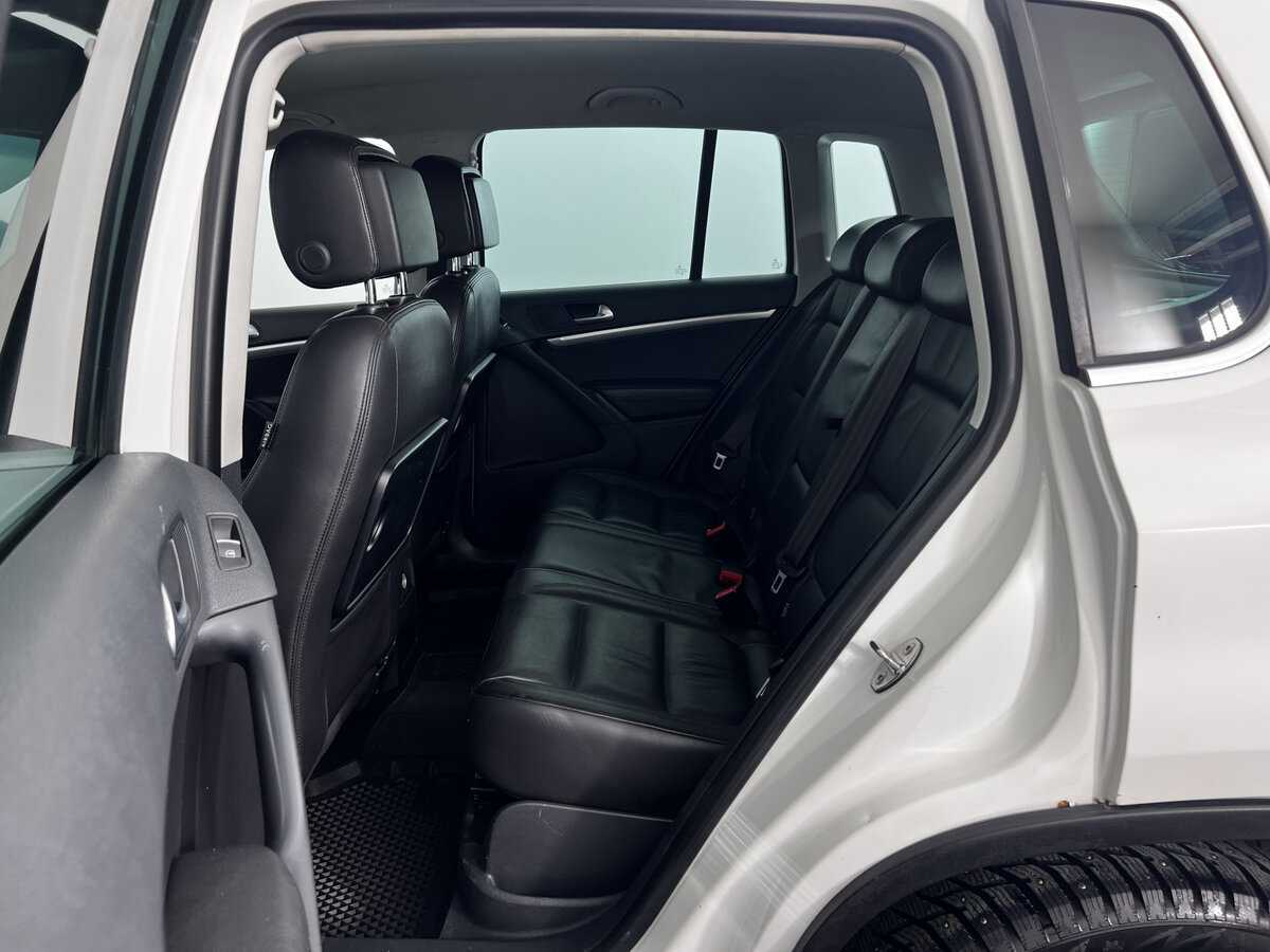 Купить Volkswagen Tiguan с пробегом. Фото: #11