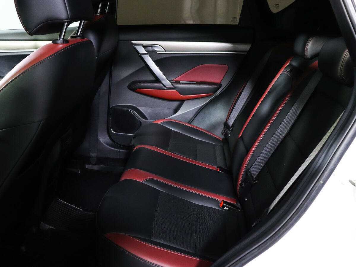 Купить Geely Coolray с пробегом. Фото: #7