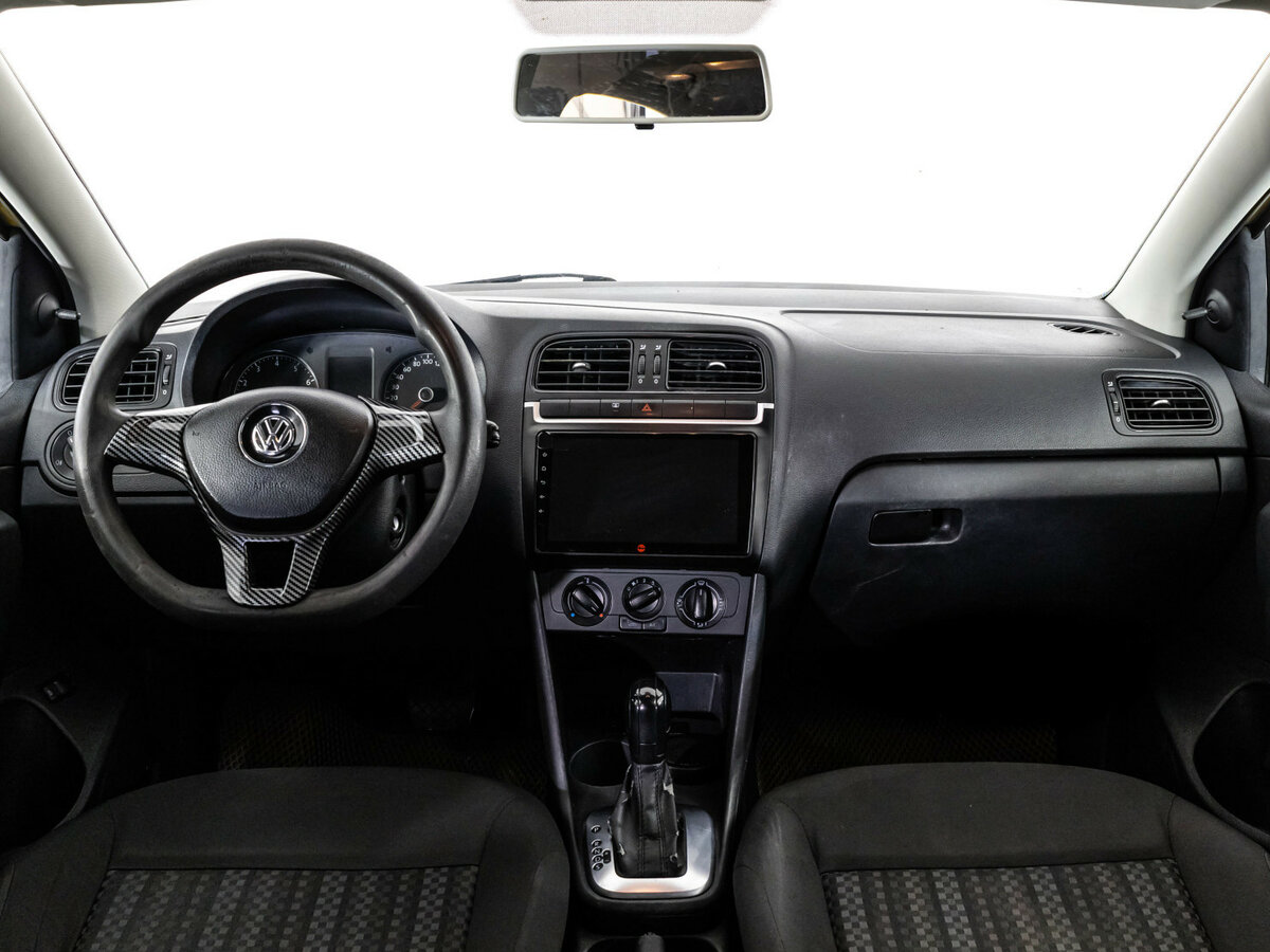 Купить Volkswagen Polo с пробегом. Фото: #7