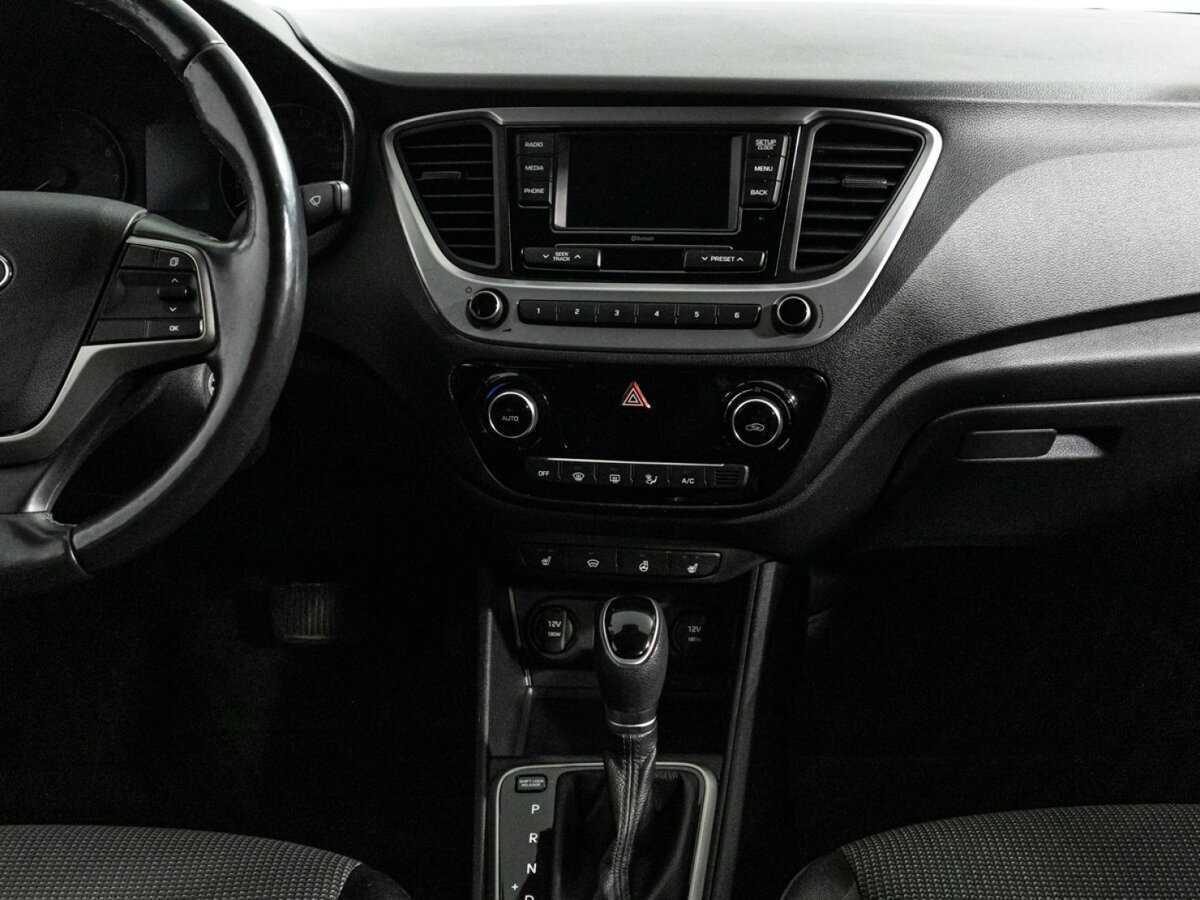 Купить Hyundai Solaris с пробегом. Фото: #13