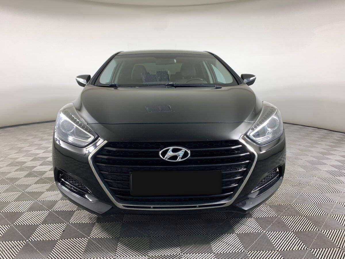 Купить Hyundai i40 с пробегом. Фото: #1