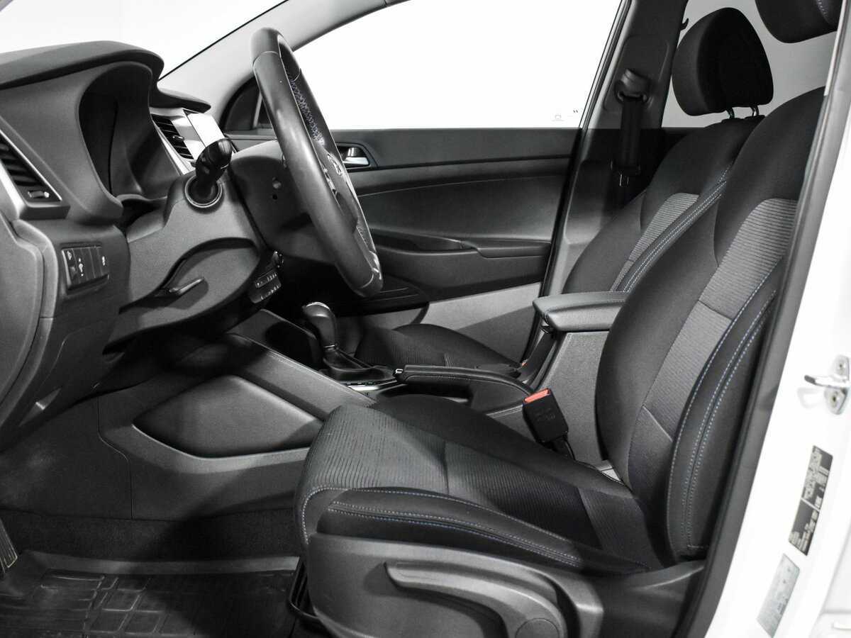 Купить Hyundai Tucson с пробегом. Фото: #10