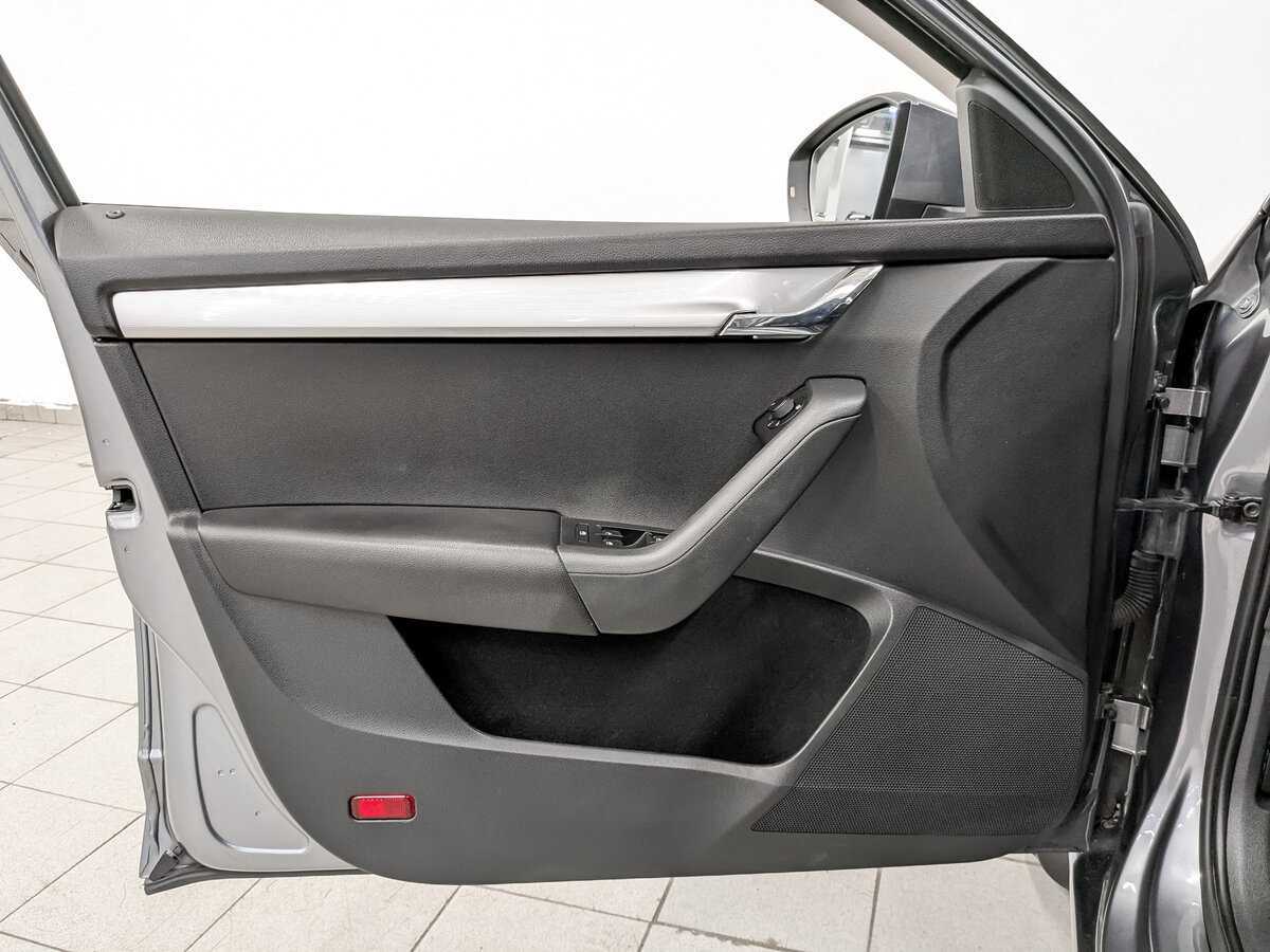 Купить Skoda Octavia с пробегом. Фото: #18