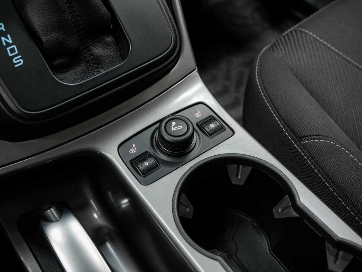 Купить Ford Kuga с пробегом. Фото: #17