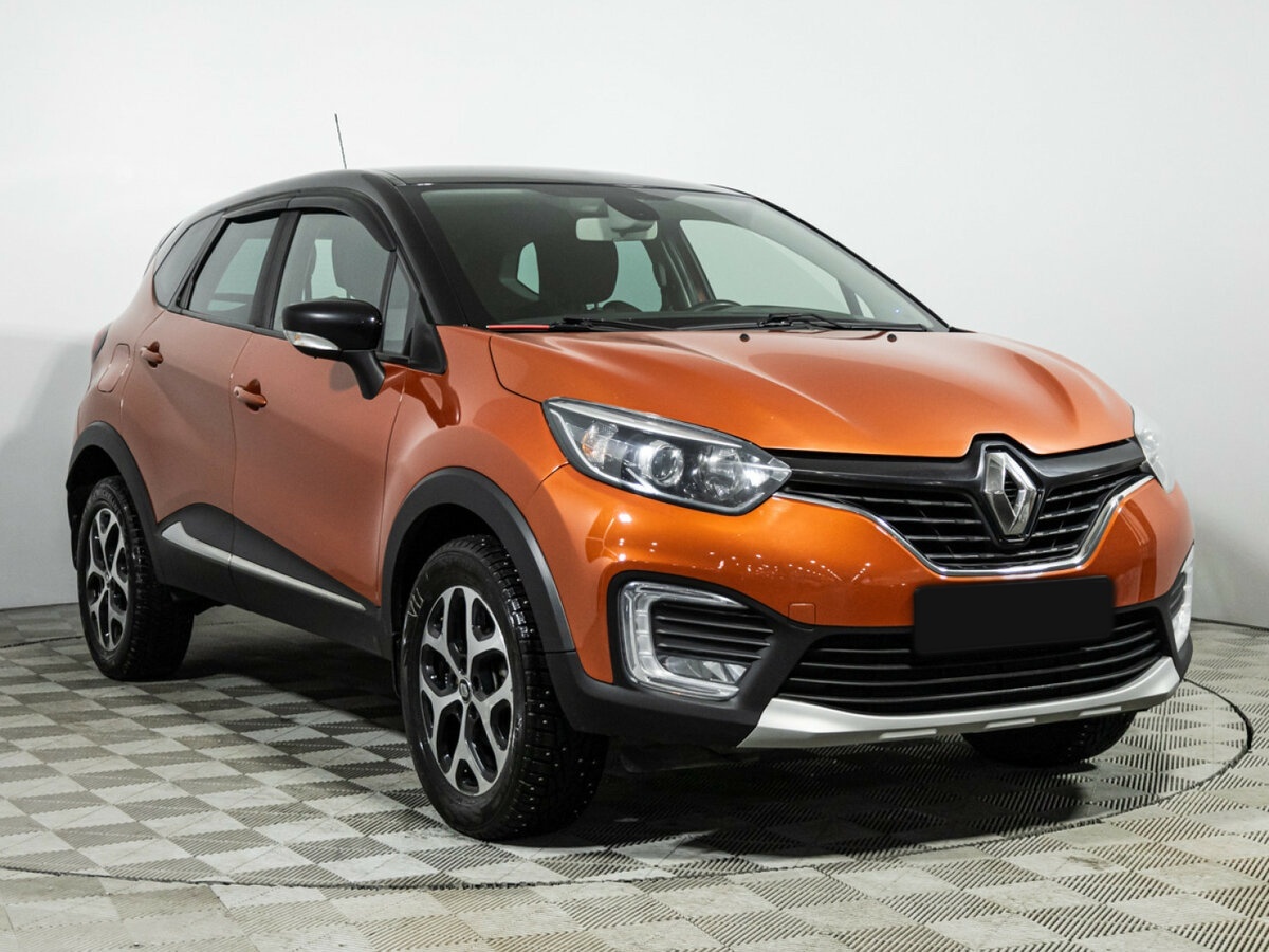 Купить Renault Kaptur с пробегом. Фото: #2