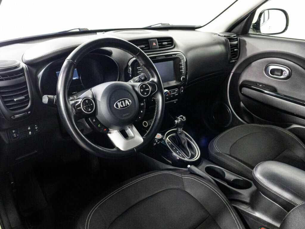Купить Kia Soul с пробегом. Фото: #10
