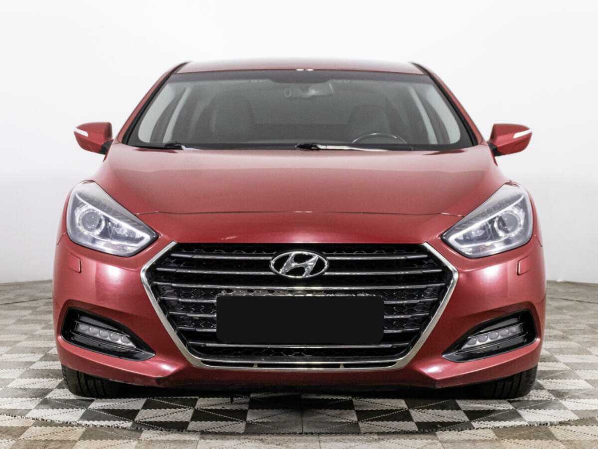 Купить Hyundai i40 с пробегом. Фото: #1