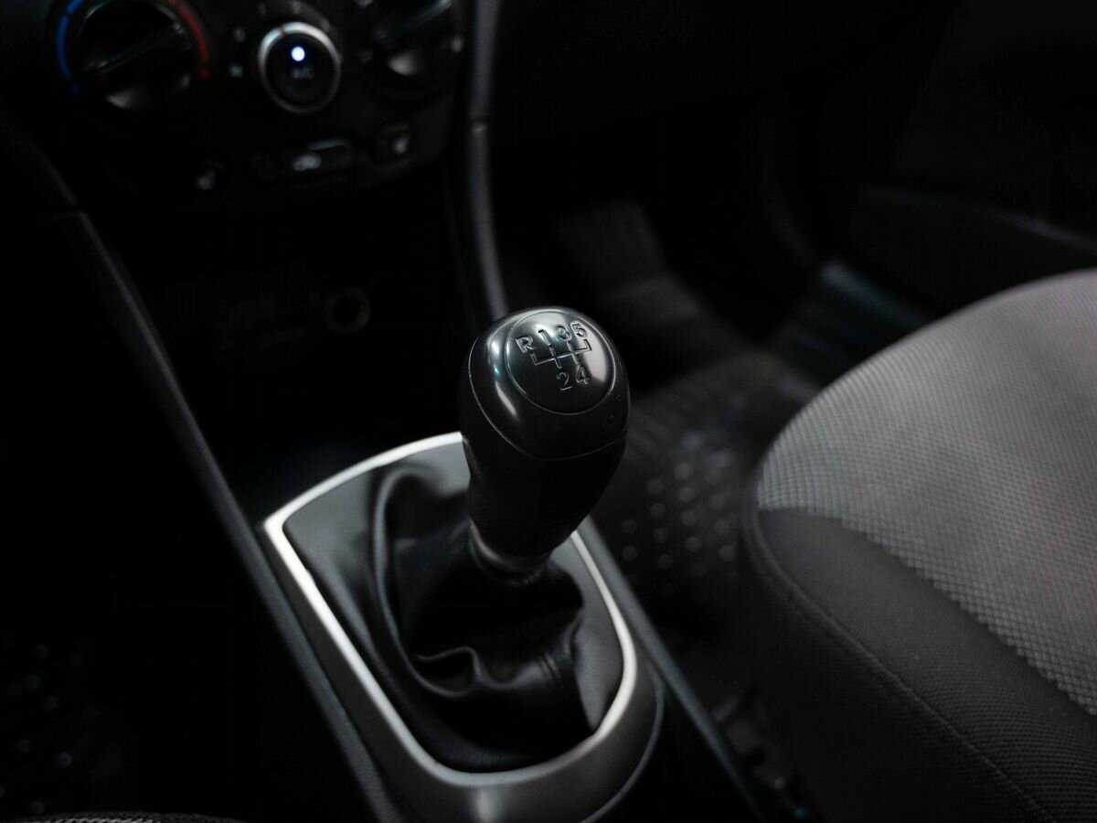 Купить Hyundai Solaris с пробегом. Фото: #20