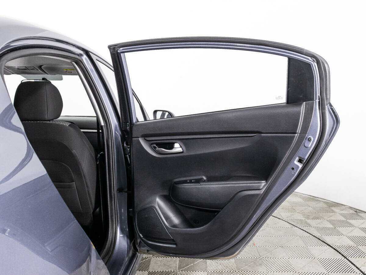 Купить Kia Rio с пробегом. Фото: #24